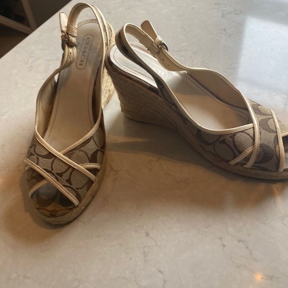 Coach espadrille style wedge sandals - Picture 1 of 6